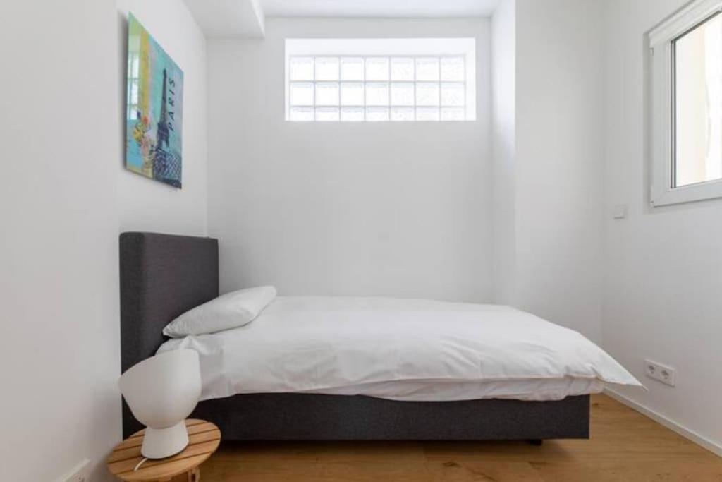 Wonderful Two Bedroom Apartment At Limpertsberg With Parking, Near Tram Luxembourg Eksteriør bilde